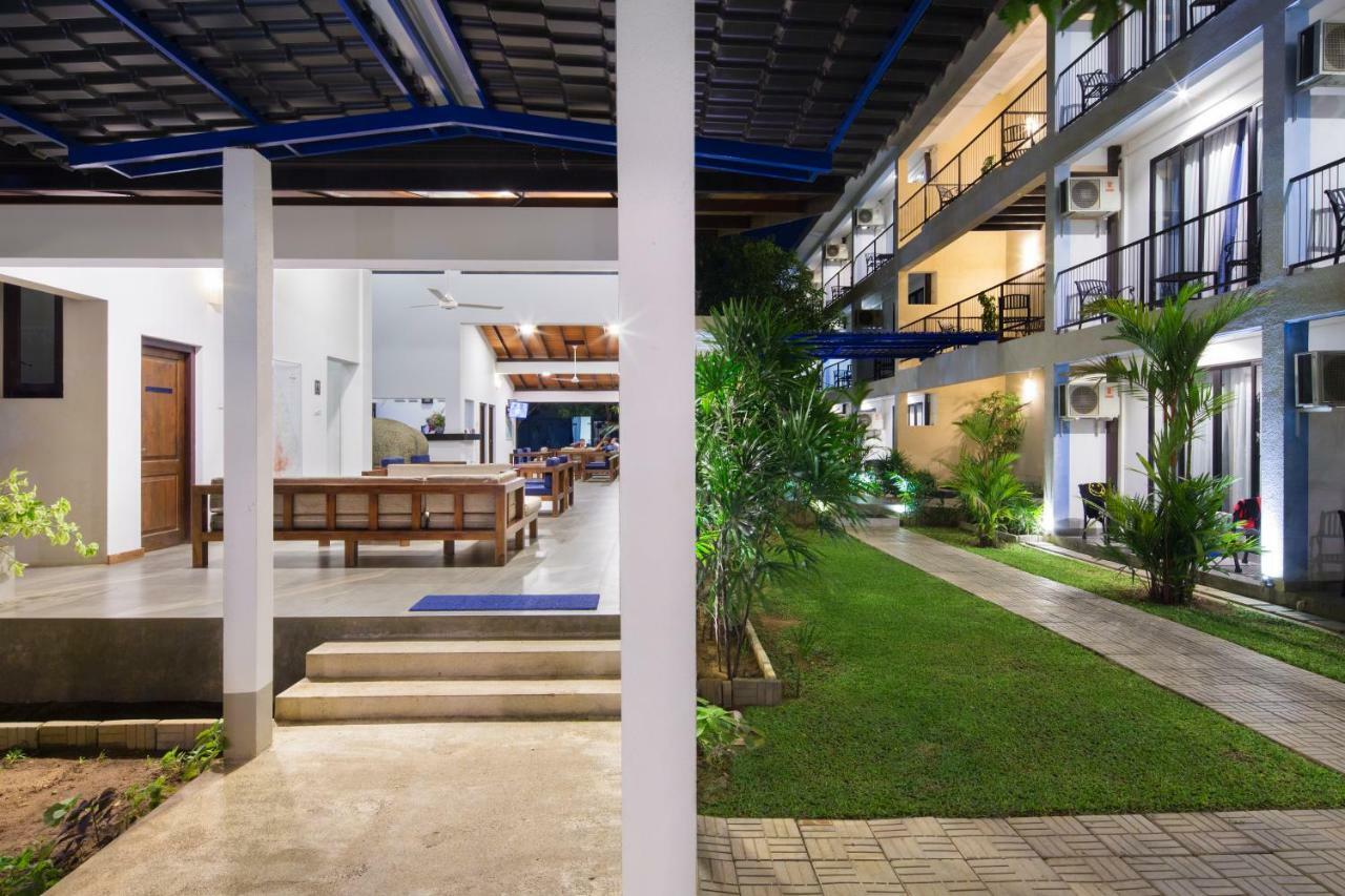The Blue Wave Hotel Baía de Arugam Exterior foto